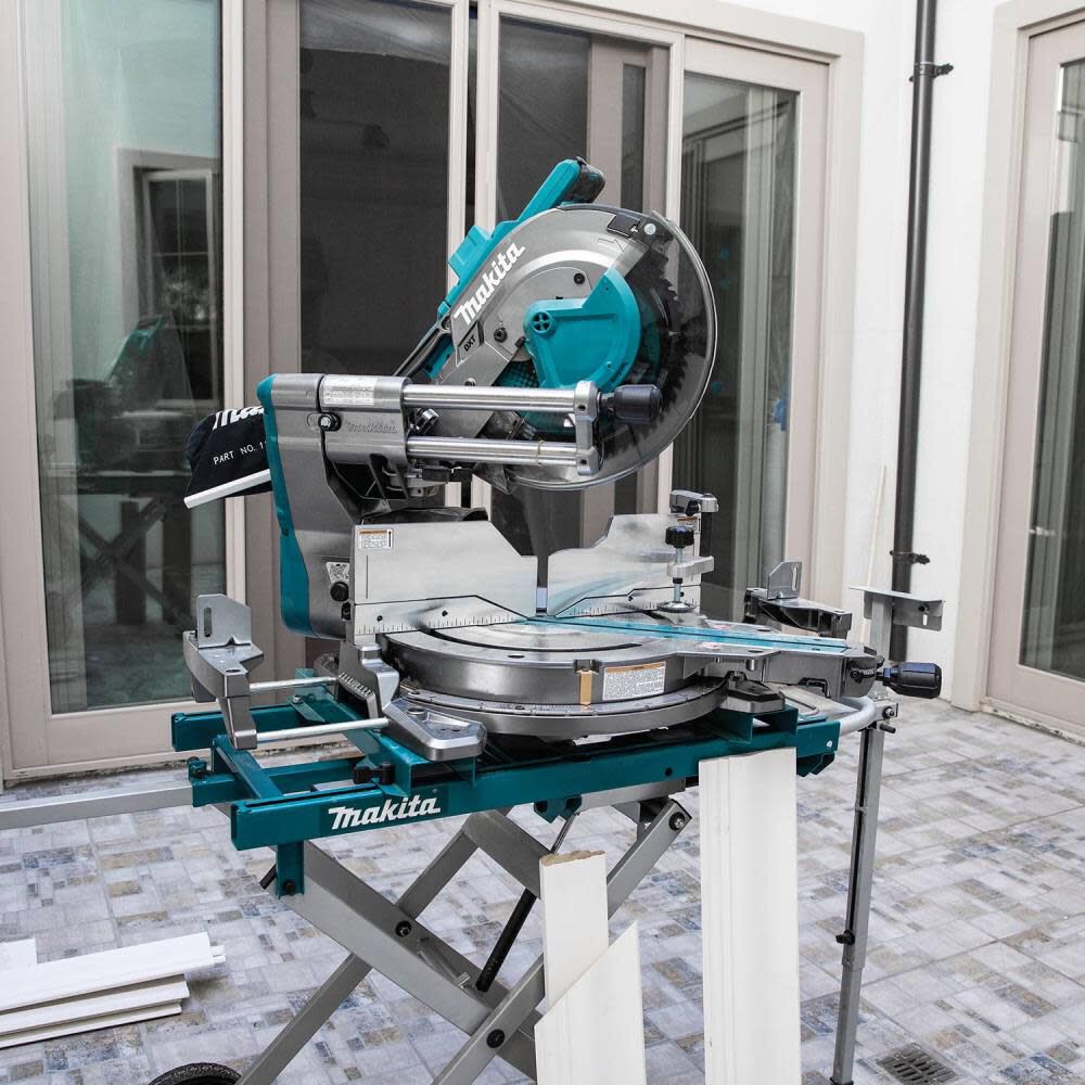 Makita 40V max XGT 12