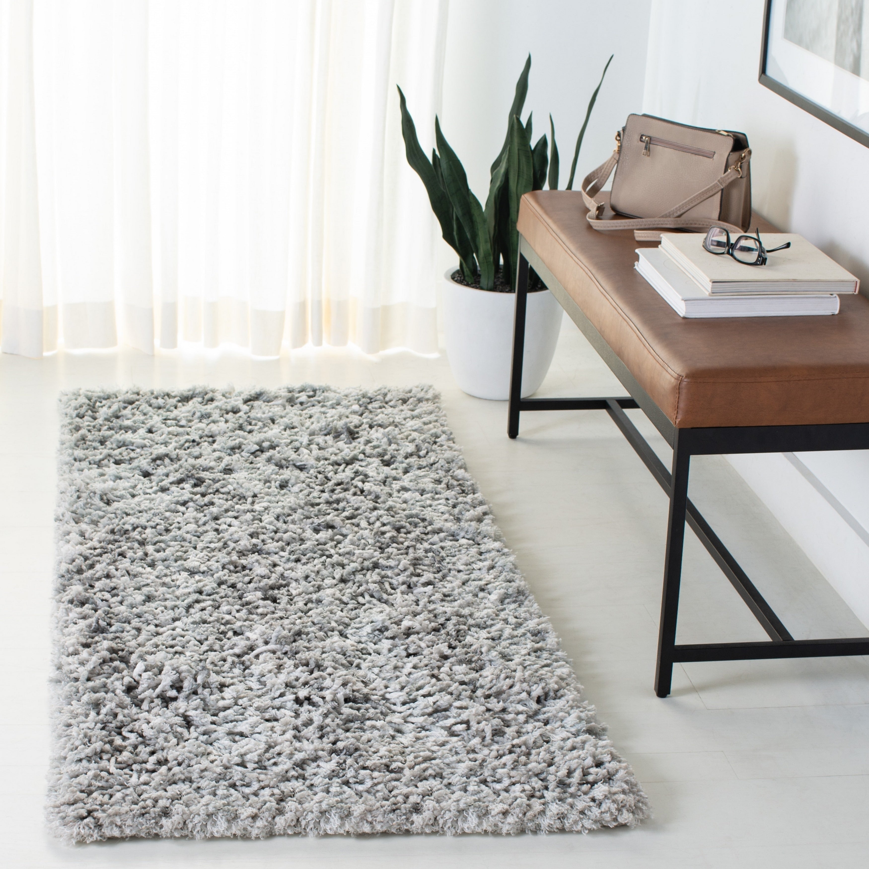 SAFAVIEH Rio Kynaston Solid Polyester Shag Area Rug, Grey/Ivory, 5' x 8'