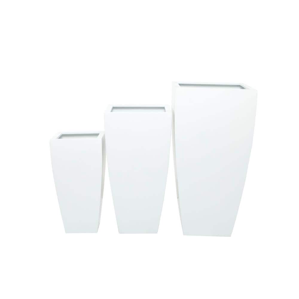 Litton Lane 16 in. x 30 in. White Iron Planter (Set of 3) 040703