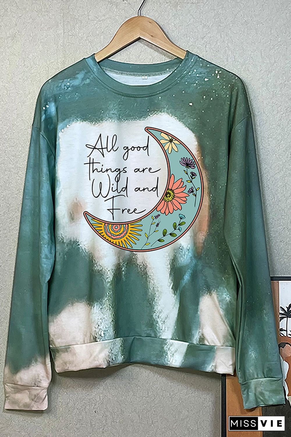 All Good things are Wild and Free Retro Sweatshirt Women Wholesale