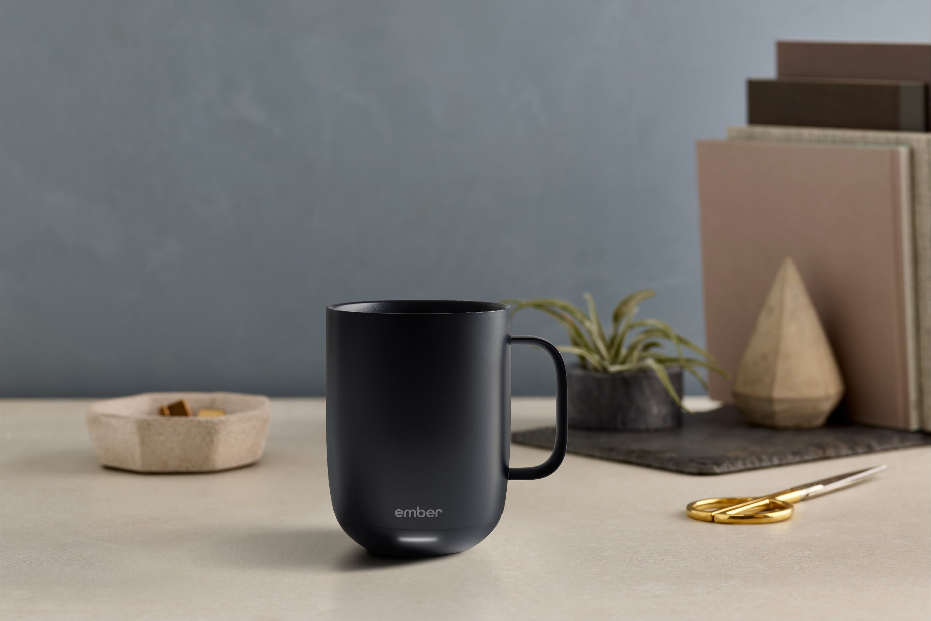 Ember Temperature Control Smart Mug 2， 14 oz， Black