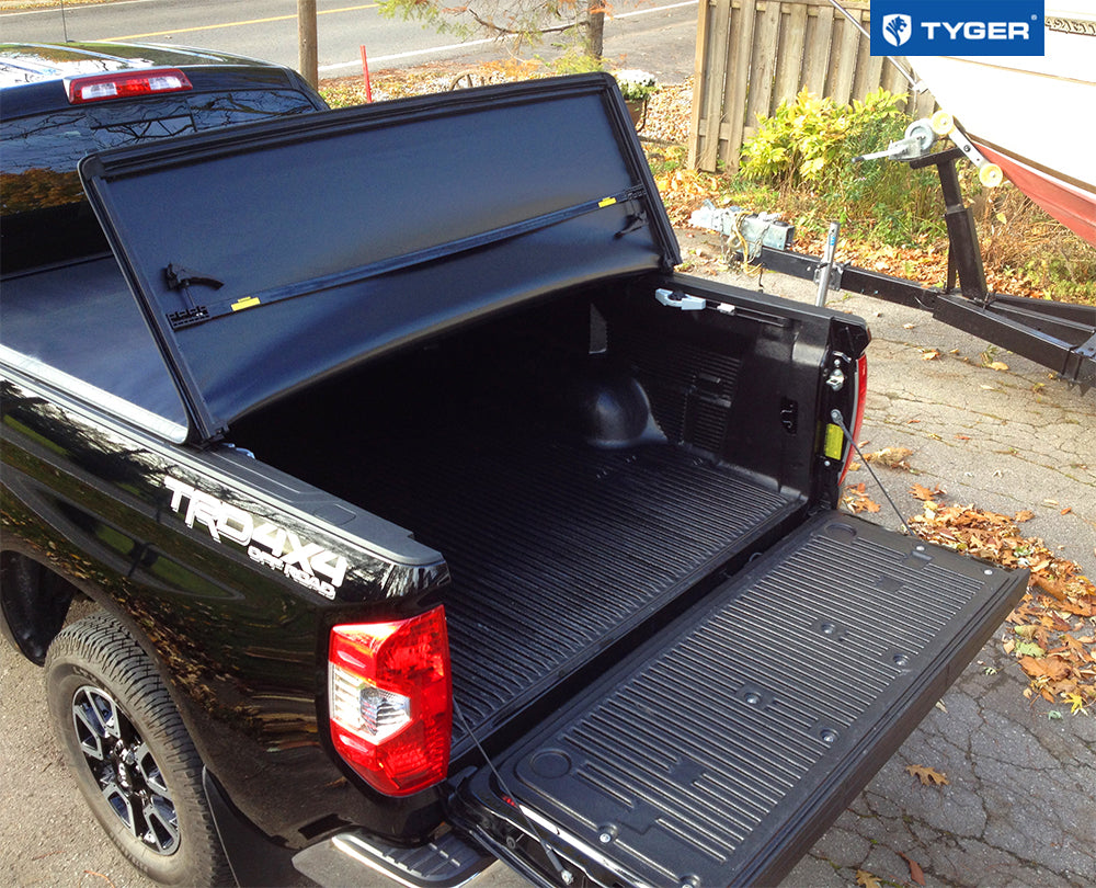 Tyger Auto T3 Soft Tri-fold Truck Bed Tonneau Cover Compatible with 2007-2013 Toyota Tundra | 6.5' Bed | TG-BC3T1033 | Vinyl