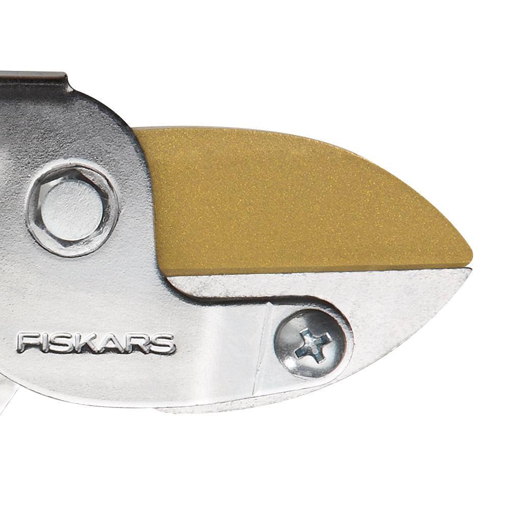 Fiskars 58 in. Cut Capacity Titanium Coated Steel Blade with Non-Slip Grip Anvil Hand Pruning Shears 391102-1004