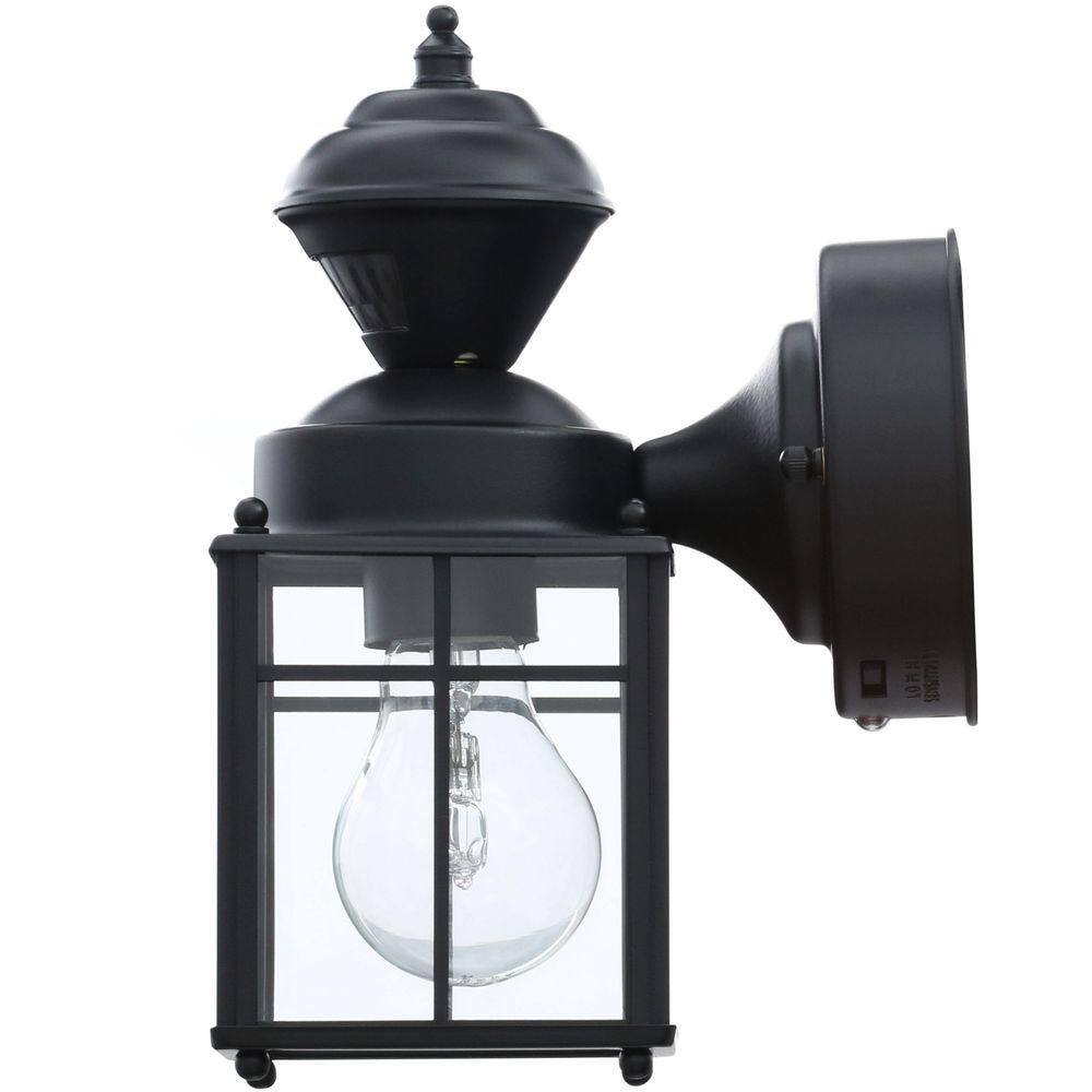 Hampton Bay Bayside Black Farmhouse 150-Degree Motion Sensor Outdoor 1-Light Wall Sconce HB-4132-MB