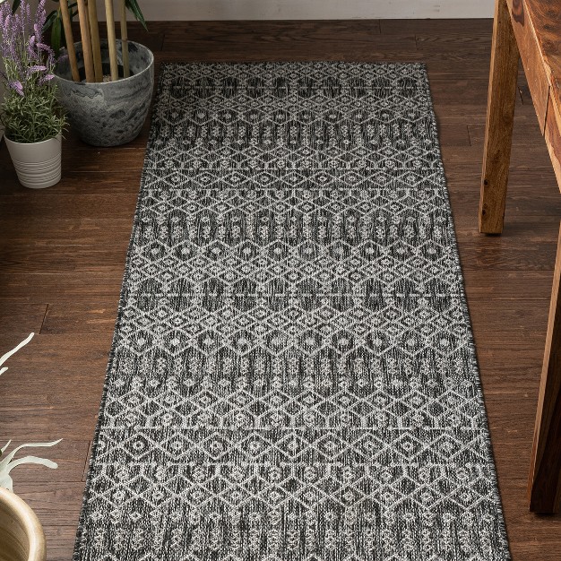 Well Woven Nors Indoor Outdoor Flat Weave Pile Nordic Lattice Area Rug