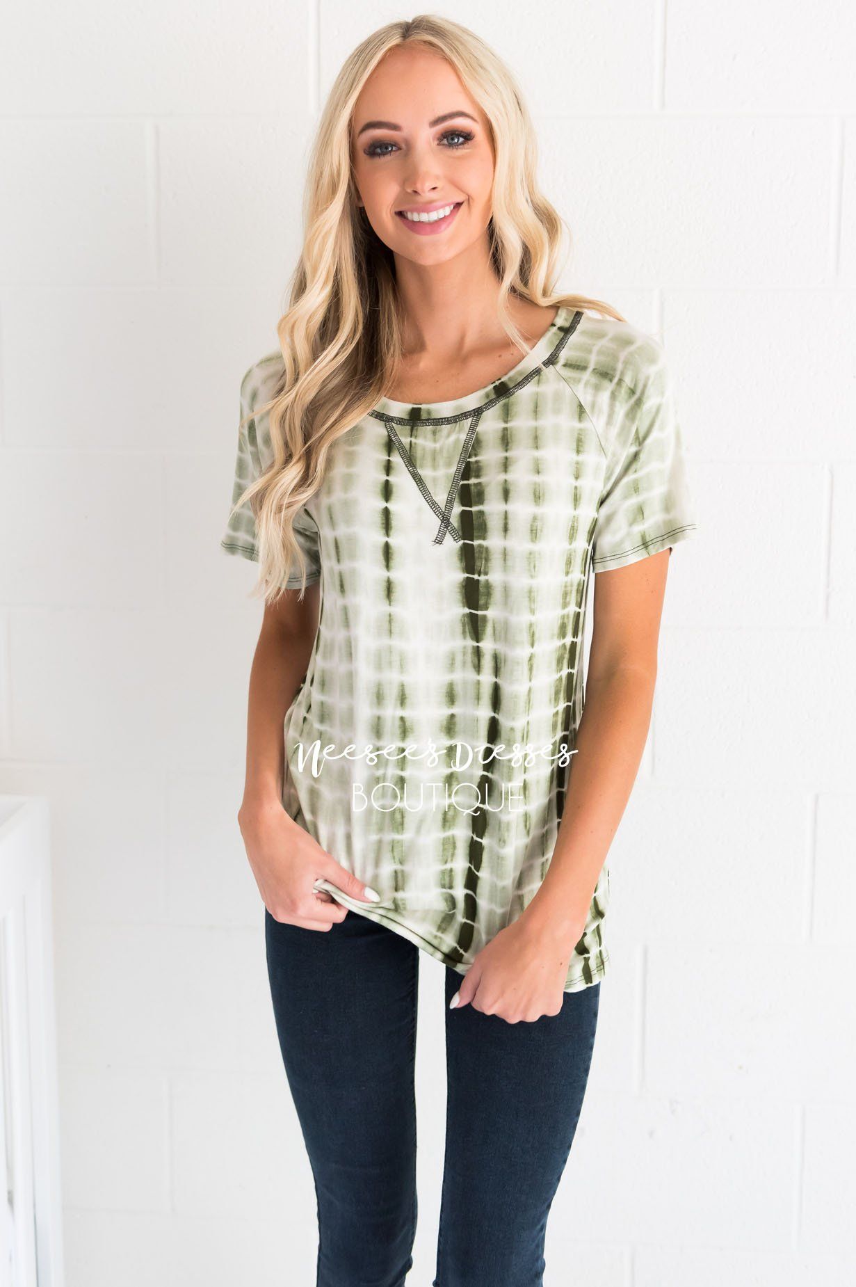 Afternoon Daydream Modest Tee