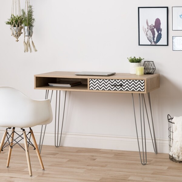 Carson Carrington Hurup Chevron Entryway Table/Desk