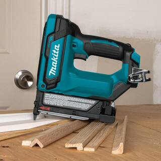 Makita 23-Gauge 12V max CXT Lithium-Ion Cordless Pin Nailer (Tool Only) TP03Z