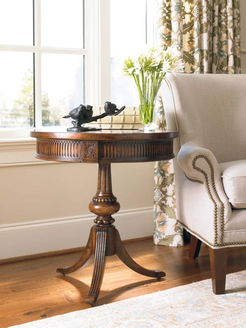 Hooker Furniture Living Room Round Pedestal Accent Table