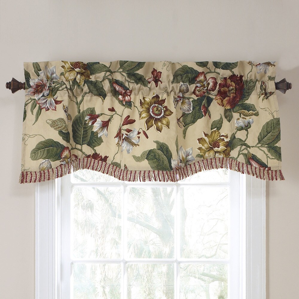 Waverly Laurel Springs Lined Window Valance