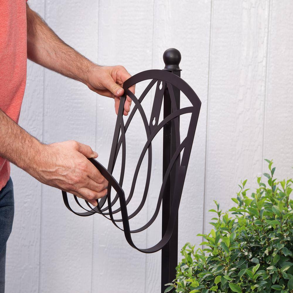 LIBERTY GARDEN Americana 125 ft. Black Decorative Water Hose Holder Hanger 232