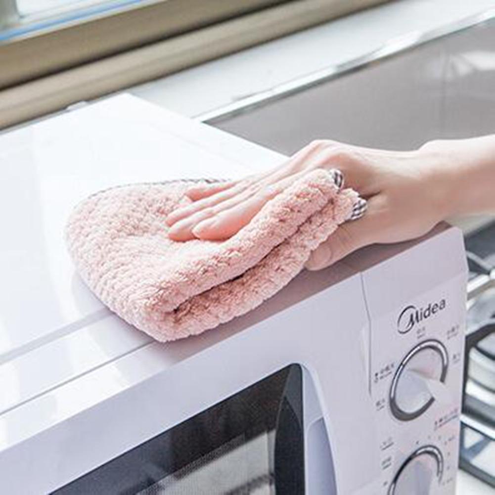 1pc Kitchen Hanging Hand Towel Super Absorbent Coral Fleece Soft Cleaning Dish Wipe(light Pink)