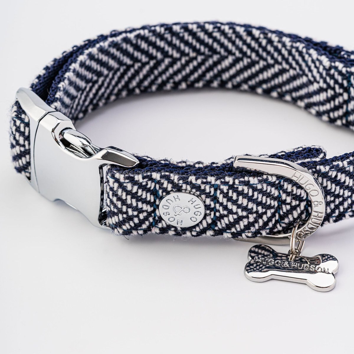 HUGO and HUDSON Herringbone Tweed Metal Buckle Dog Collar