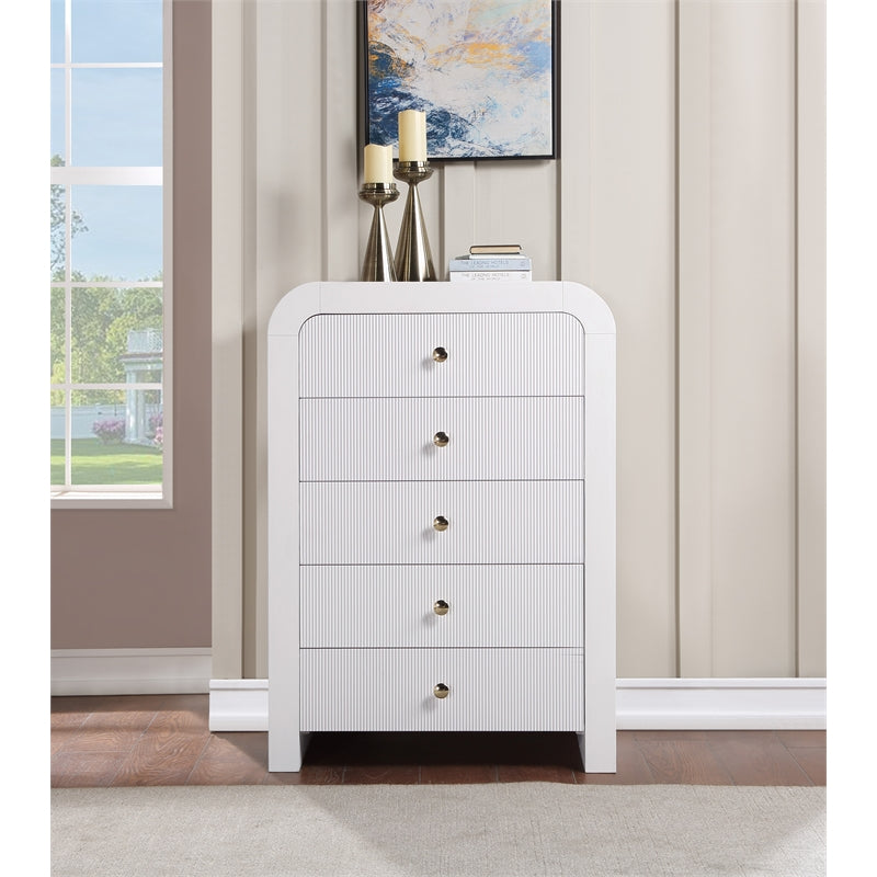 Meridian Furniture Artisto White Chest