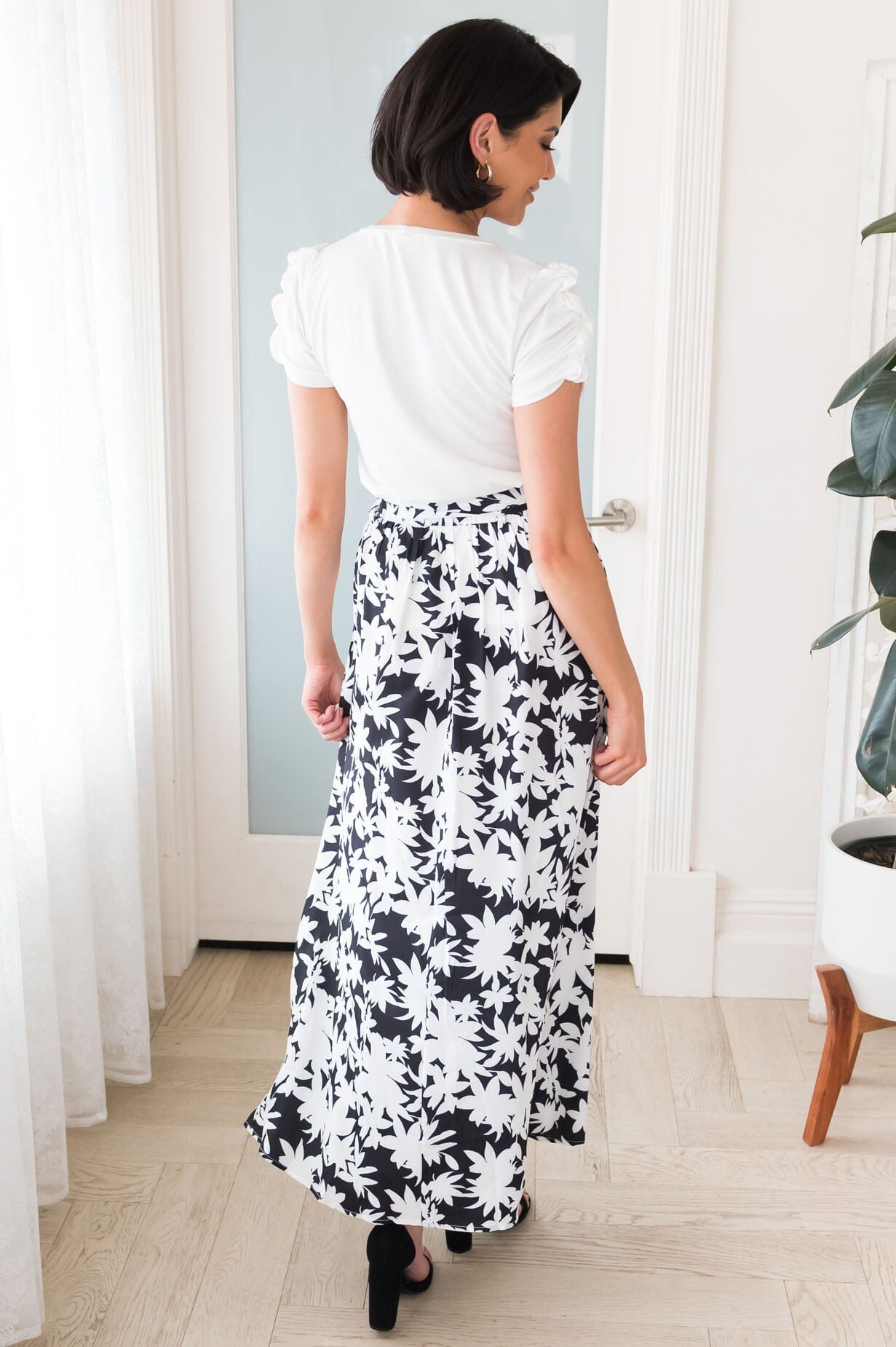 Field of Wildflowers Tie Waist Skirt