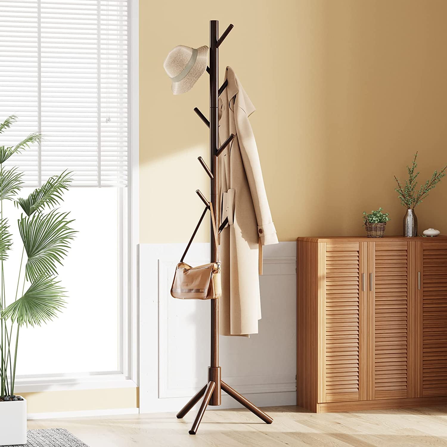 Coat Rack Stand with 3 Height Options and 8 Hooks Wooden Freestanding Coat Rack for Home， Office， Entryway， Hallway