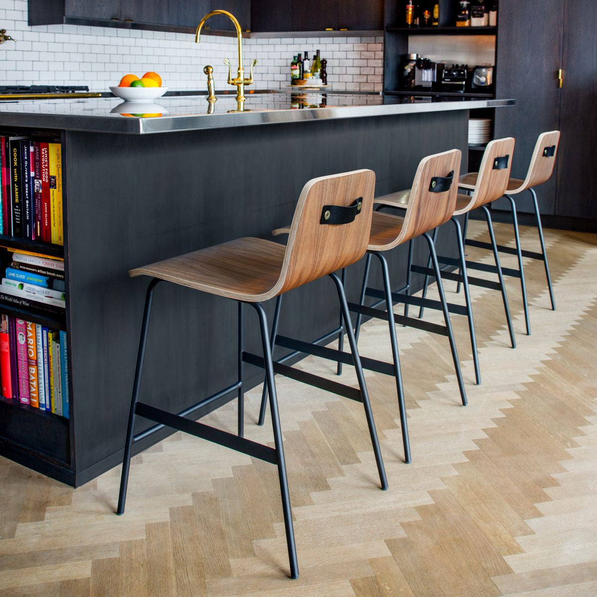 Lecture Stool in Natural Ash