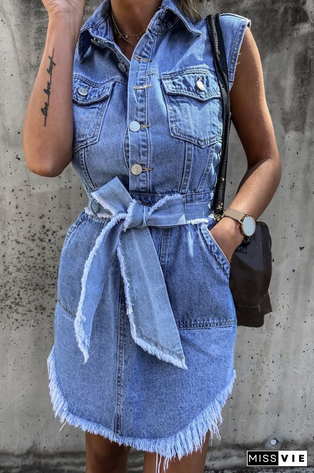 Denim Sleeveless Burrs Dress(With Belt)