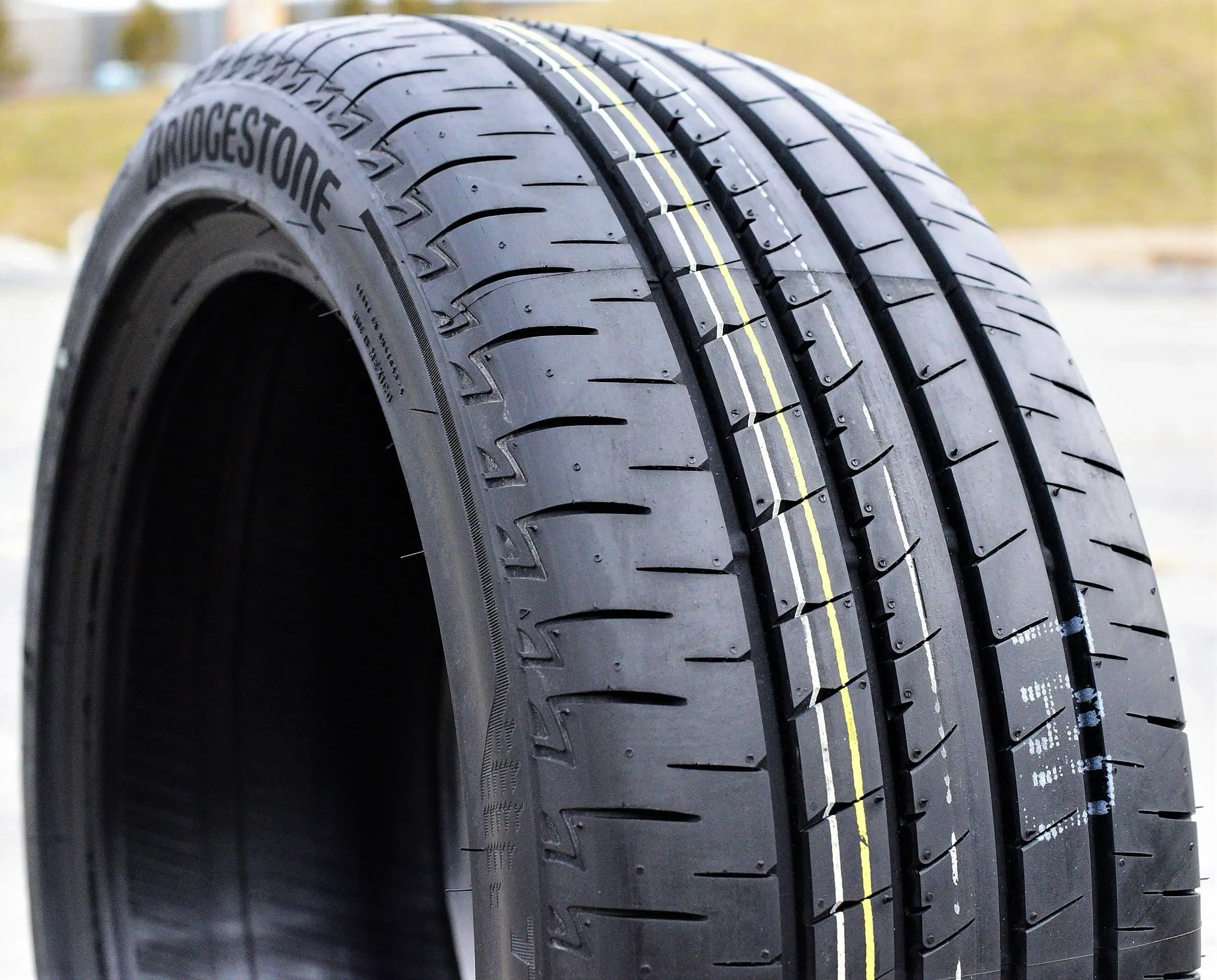 235/40R19 Bridgestone Turanza T005 92V Tire Tire