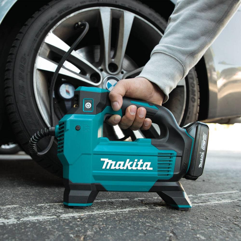 Makita 18V LXT High-Pressure Inflator Kit DMP181SYX from Makita