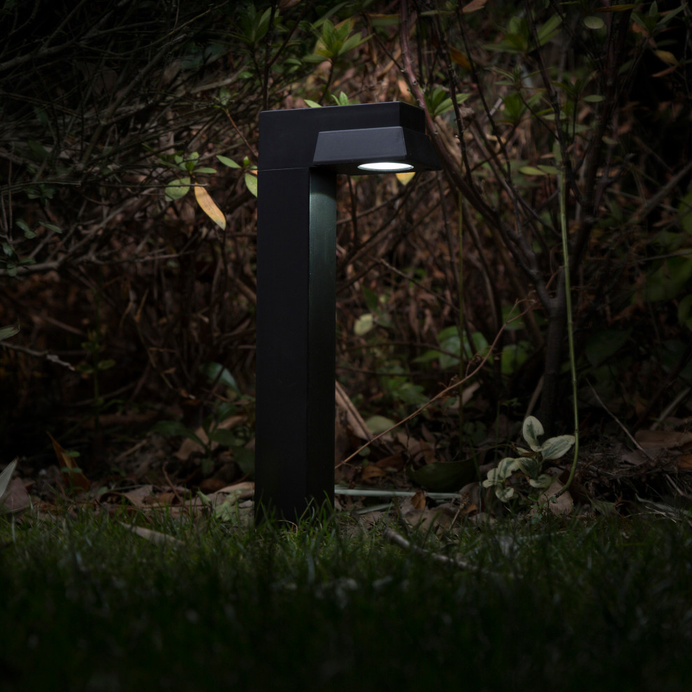 15 quotH Solar Powered SMD LED Pathway Ground Light  Set of 6   Transitional   Path Lights   by Glitzhome  Houzz