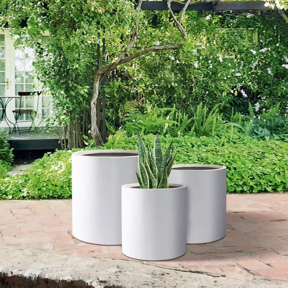 PLANTARA 16 in.， 13 in. and 10 in. D Solid White Outdoor Planter， Flower Pot (Set of 3)， Modern Round Plant Pot for Garden PA119S3-8011