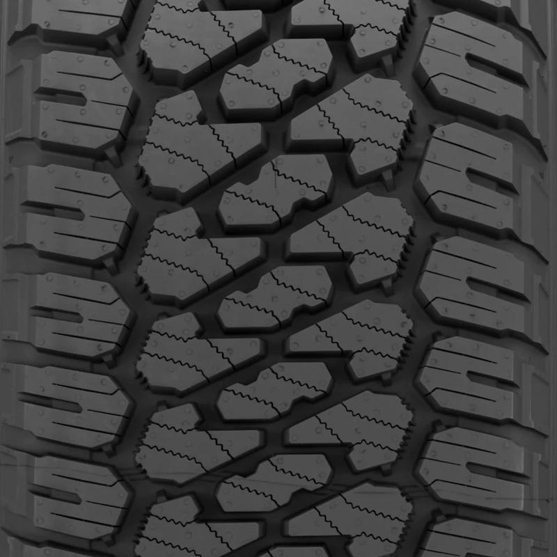 Firestone Destination Xt 285/60R20 125/122S Tire