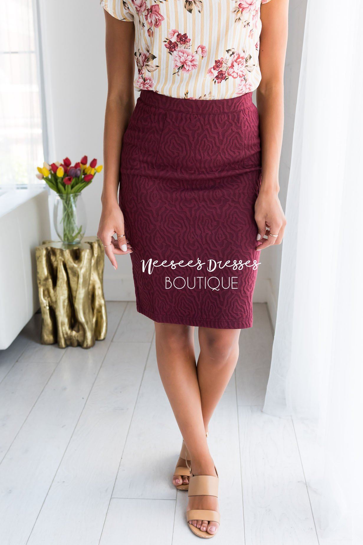 Burgundy Floral Textured Pencil Skirt