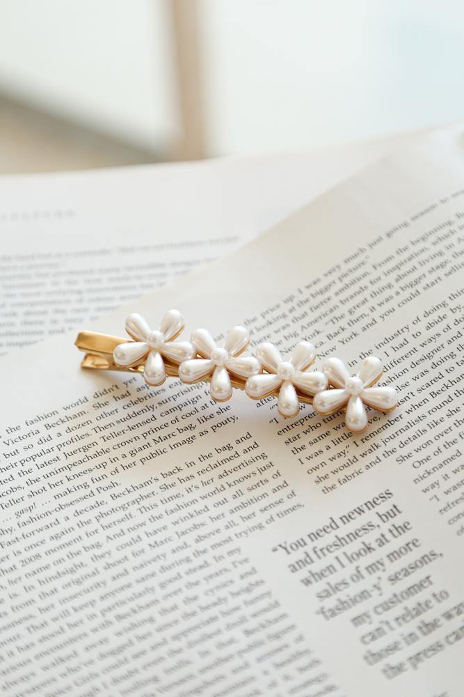 Ocean Star Hair Clip White