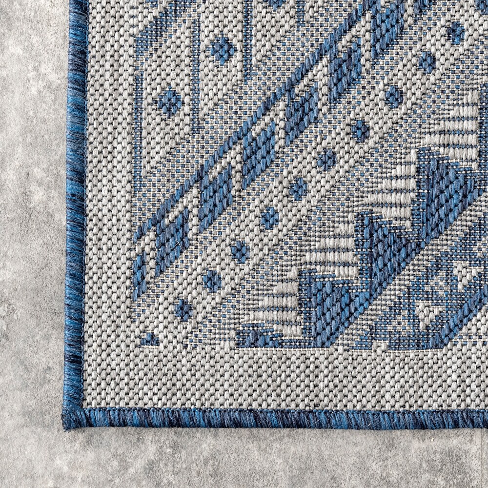 Brooklyn Rug Co Landry Aztec Indoor/Outdoor Area Rug