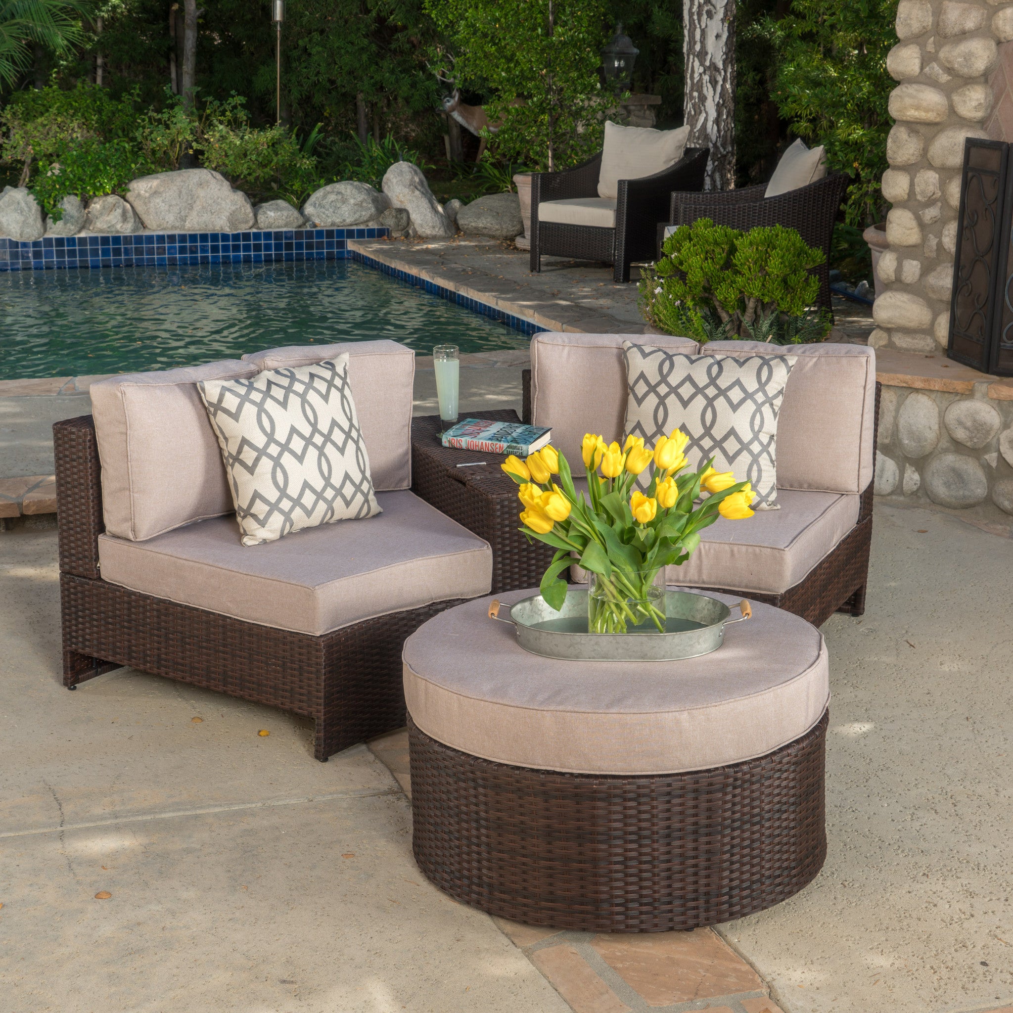 Riviera 4pc Outdoor Chat Set w/ Storage Trunk