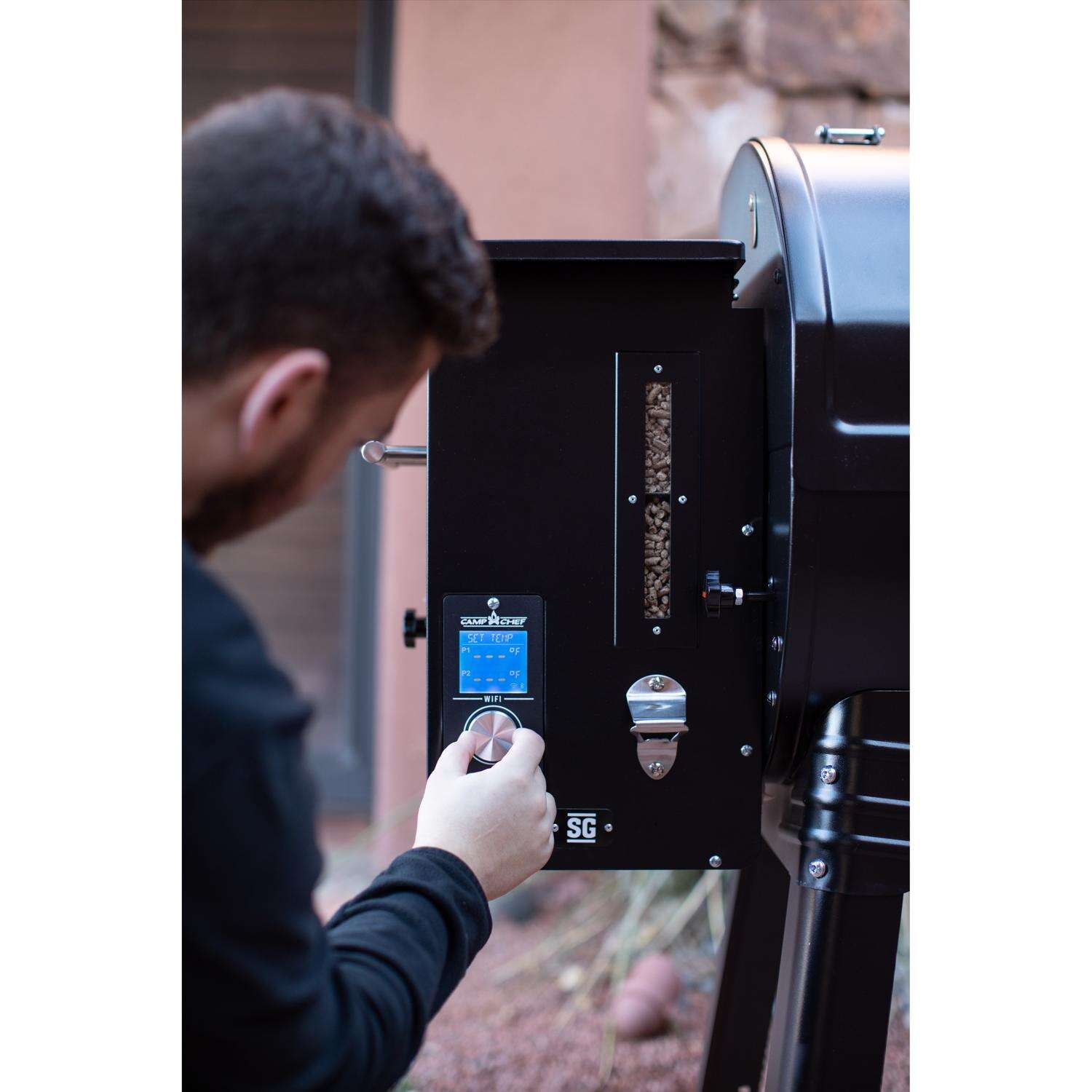 Camp Chef SmokePro Wood Pellet Bluetooth and WiFi Grill and Smoker Black
