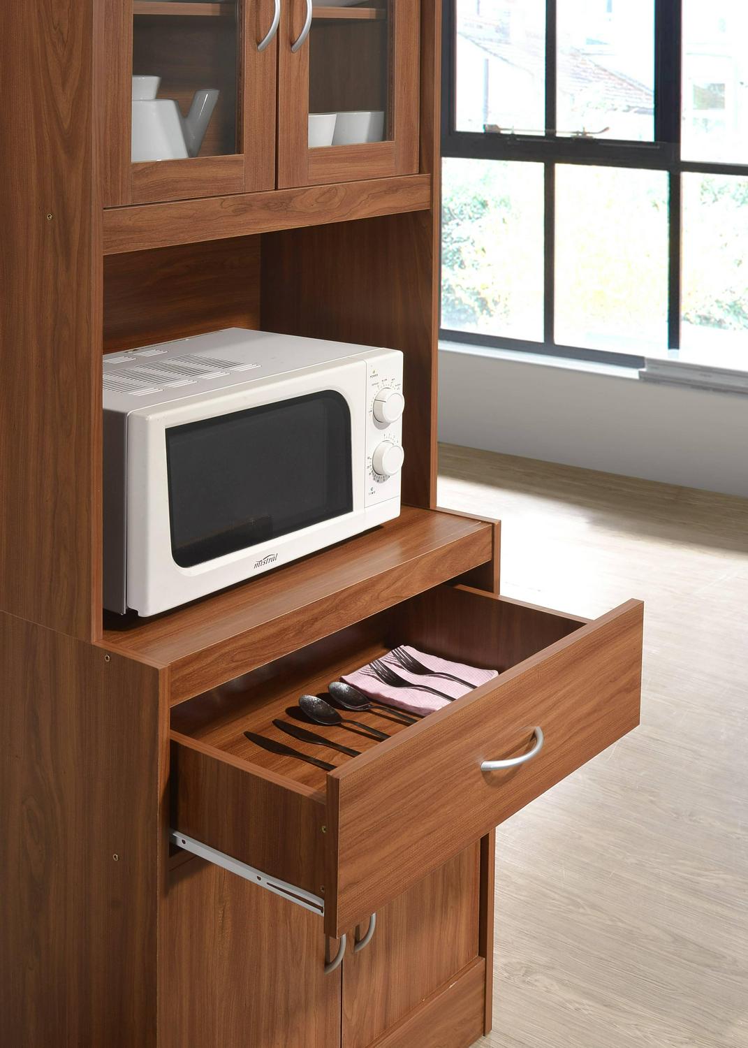 Hodedah Modern Kitchen Cabinet， Cherry