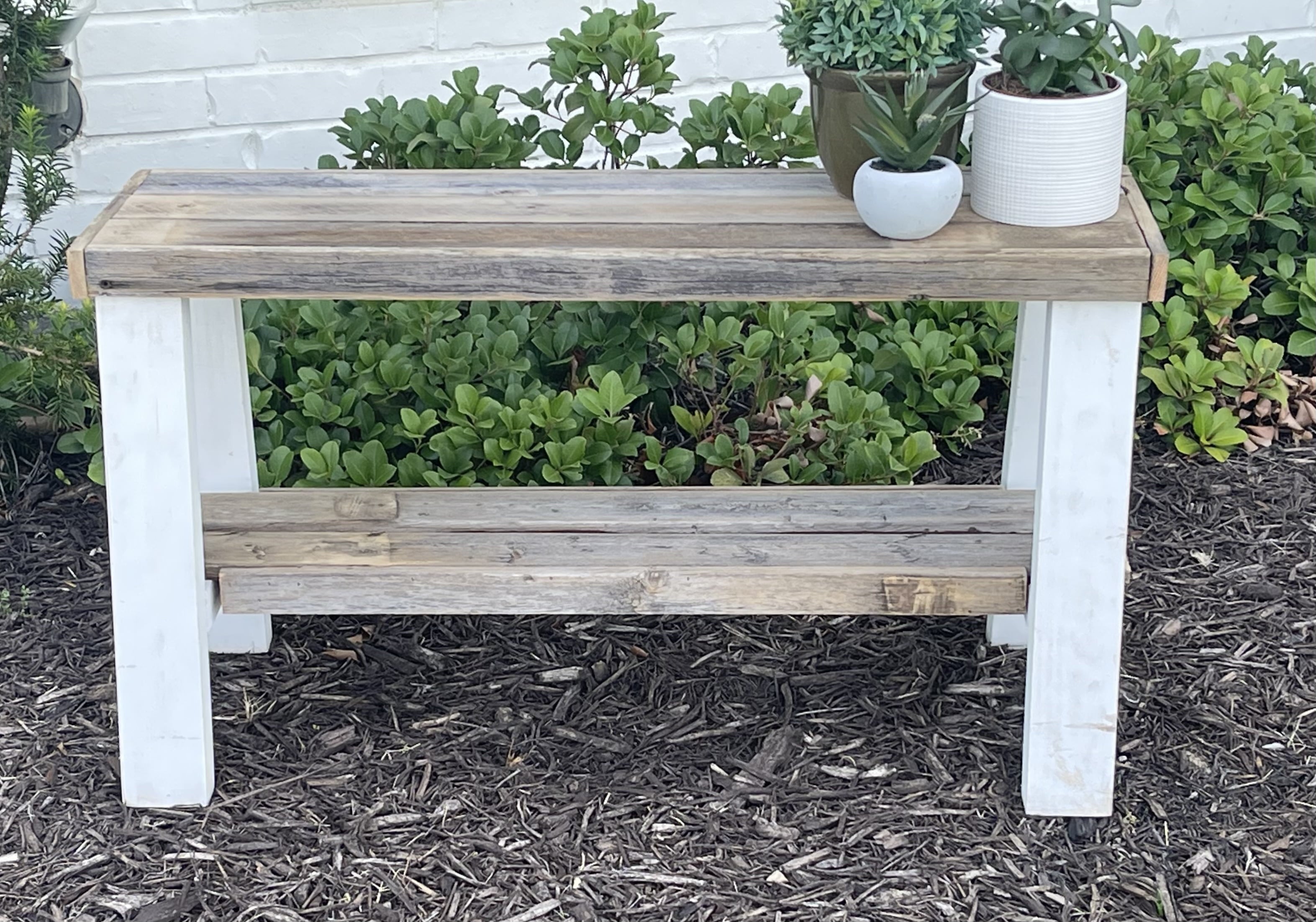 Woven Paths Farmhouse Natural Reclaimed Wood and White Entry Bench with Shelf, Multi-Color