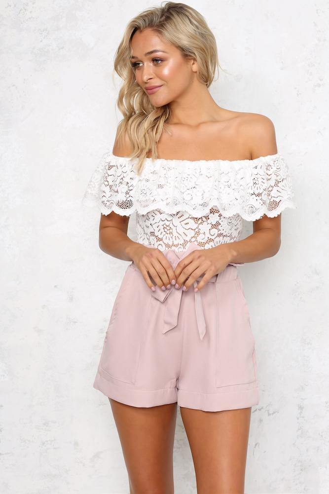 Lost In Rome Shorts Blush