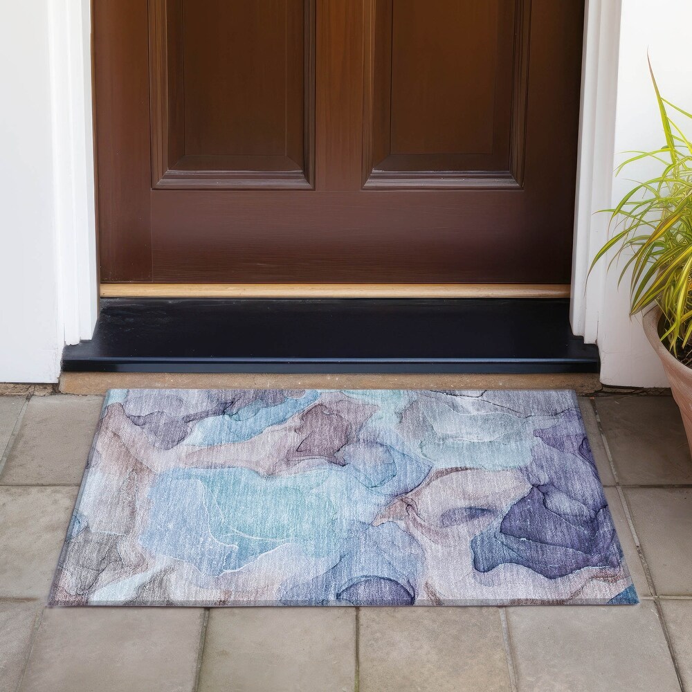 Machine Washable Indoor/ Outdoor Chantille Watercolor Navy Rug