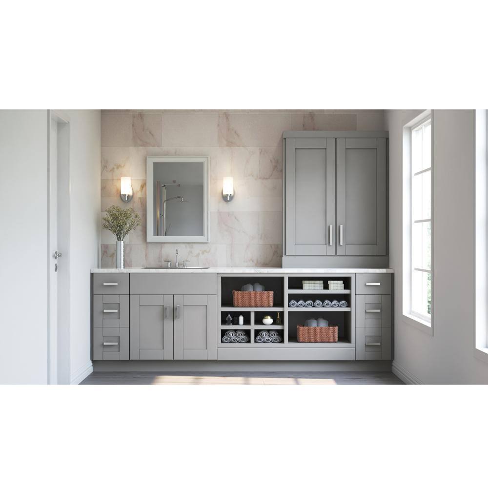 Hampton Bay Shaker 14.5 in. W x 14.5 in. H Cabinet Door Sample in Dove Gray HBKSMPLDR-SDV