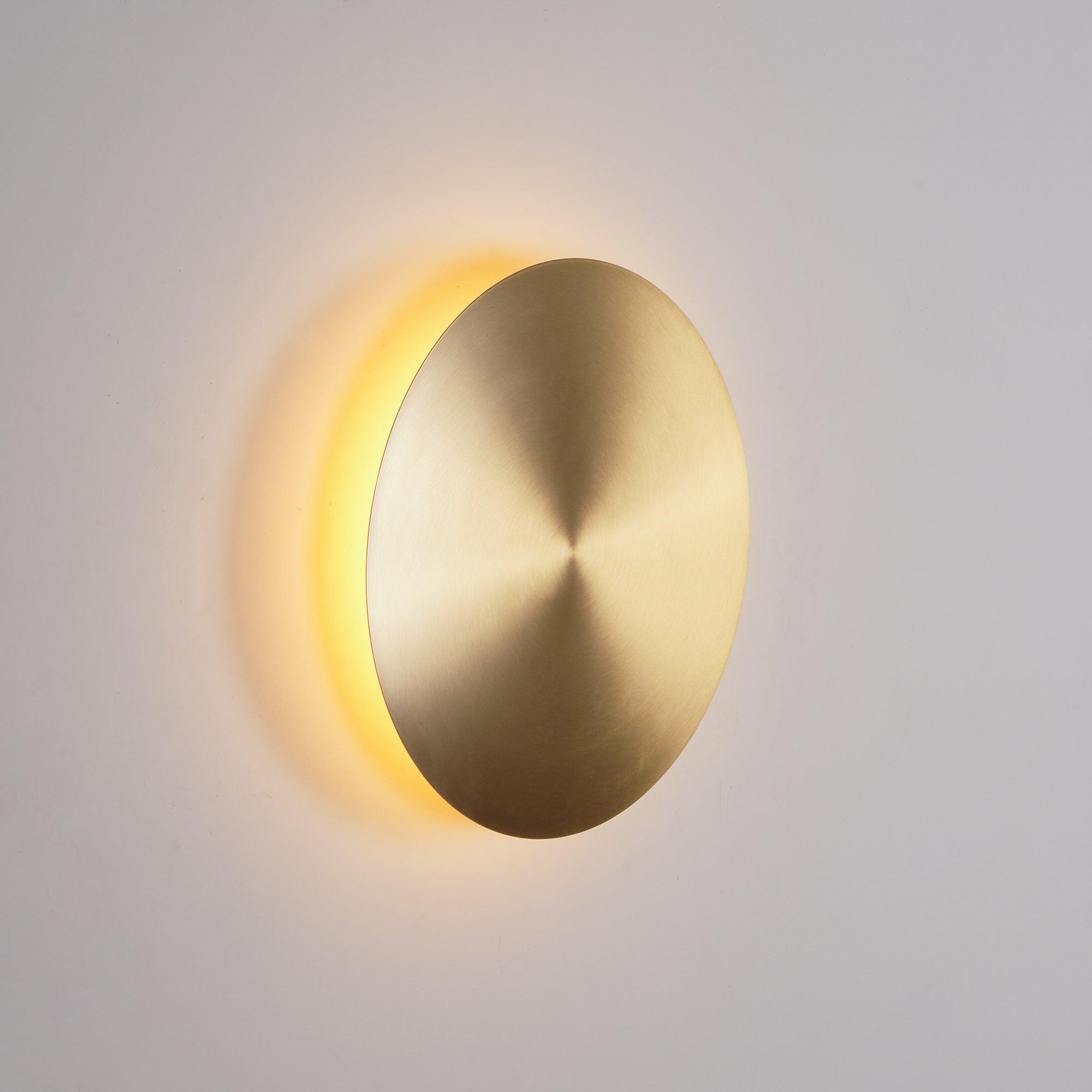 Gossa Wall Lamp