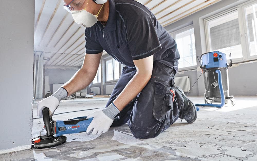 Bosch 5 In. Concrete Surfacing Grinder with Dedicated Dust-Collection Shroud CSG15 from Bosch