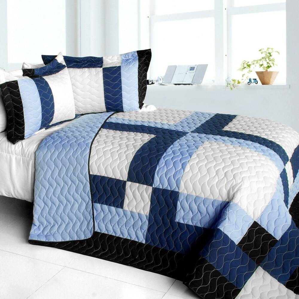 Watermark 3PC Vermicelli   Quilted Patchwork Quilt Set (Full/Queen Size)