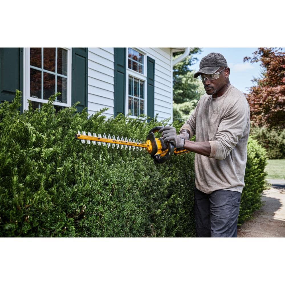 DEWALT 60V MAX Hedge Trimmer 26