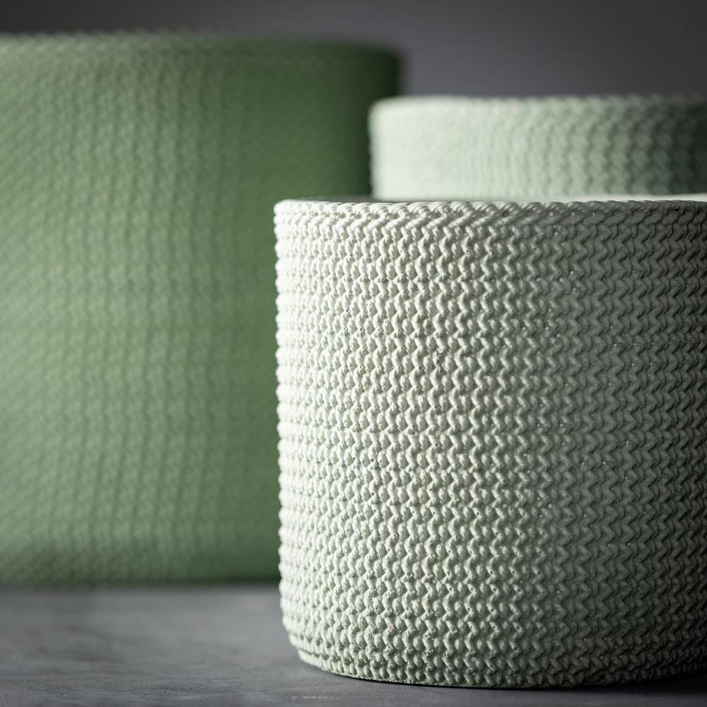 SULLIVANS 9 in.， 7.75 in. and 6.25 in. Woven-Textured Concrete Pots - Set of 3， Green CMT1249