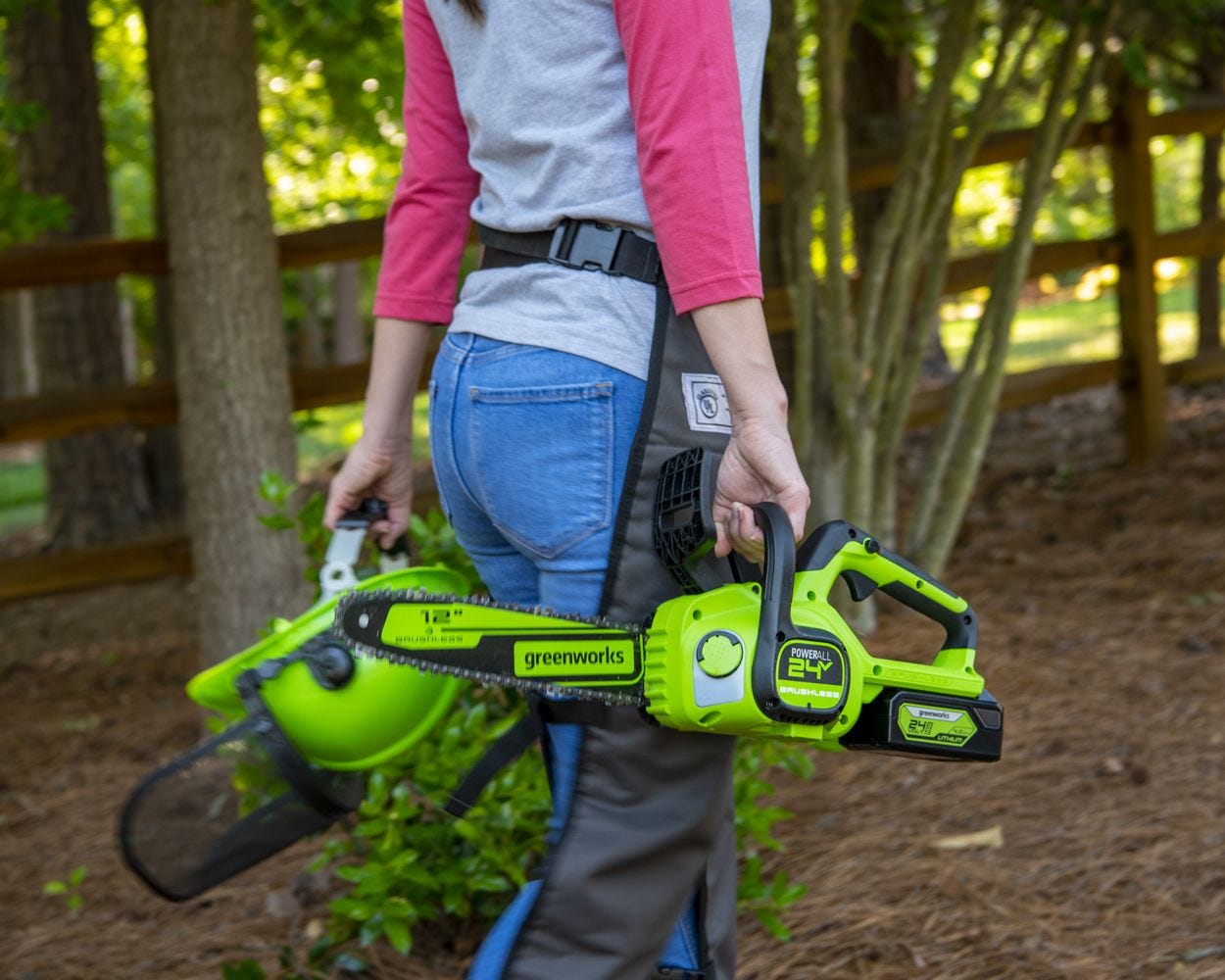 24V 12-Inch Brushless Chainsaw | Greenworks Tools