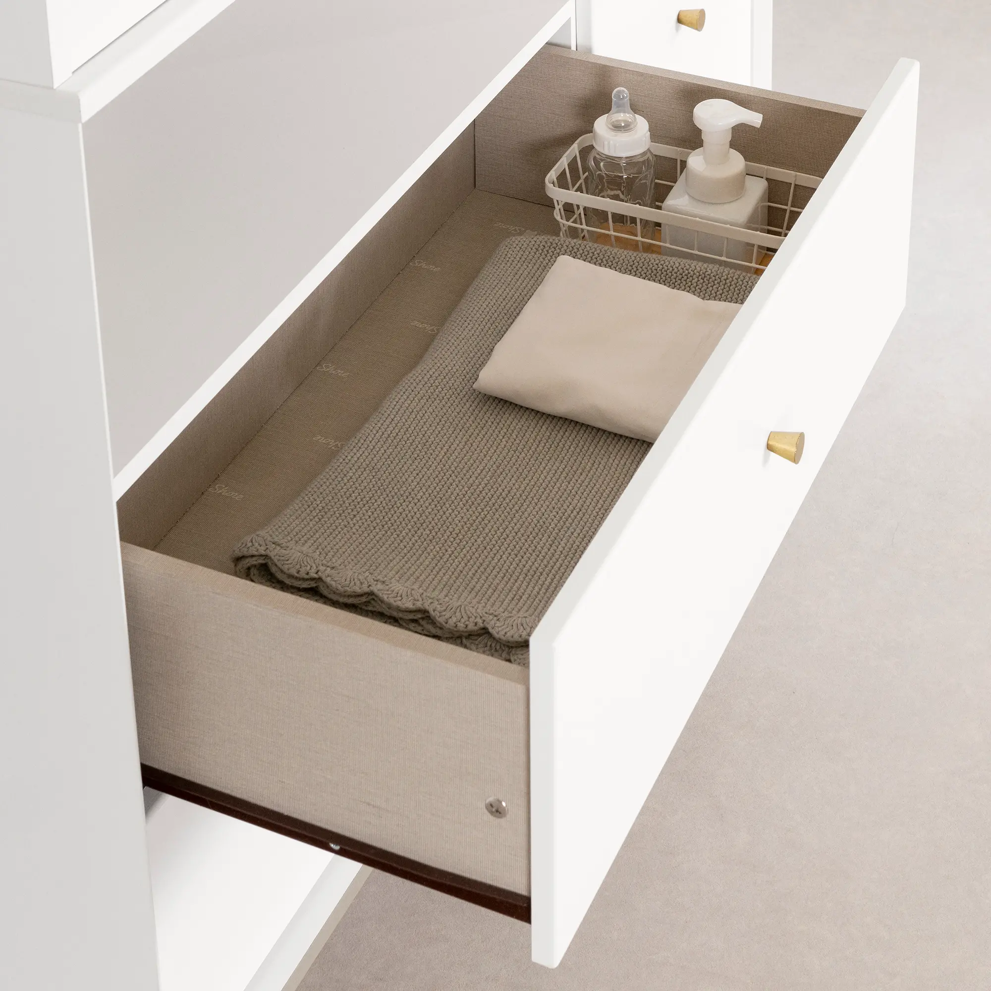 Dylane White Changing Table with Storage - South Shore