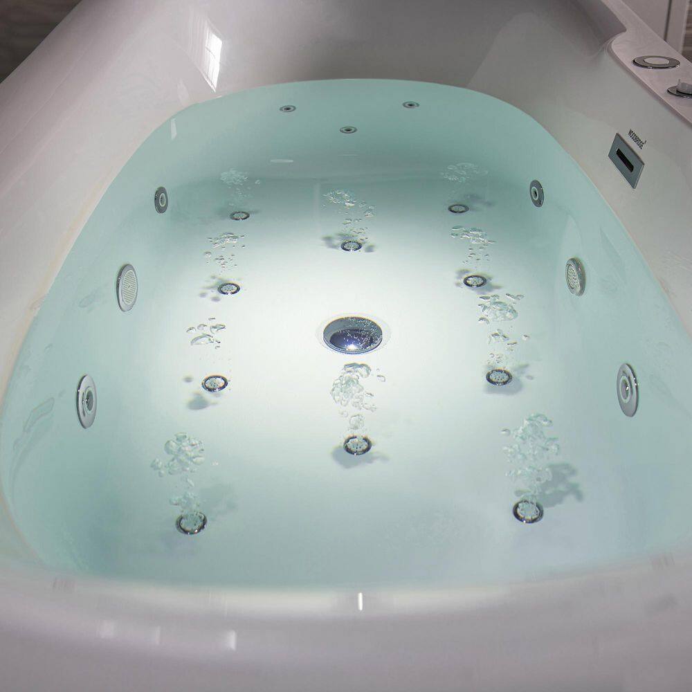 WOODBRIDGE 71 in. Acrylic Flatbottom Freestanding Whirlpool and Air with Inline Heater BathtubDrain and Overflow Included in White HBT6076