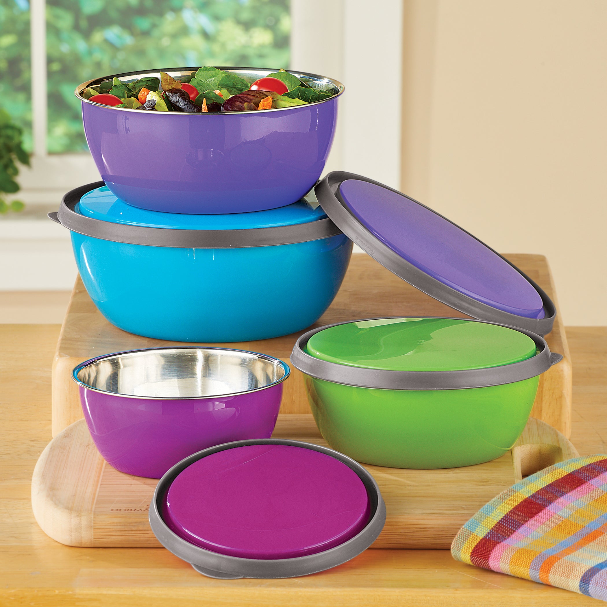 Colorful Stainless Steel Kitchen Nesting Bowls with Lids to Store， Prep， Serve - Set of 4， 12 oz - 38 oz.