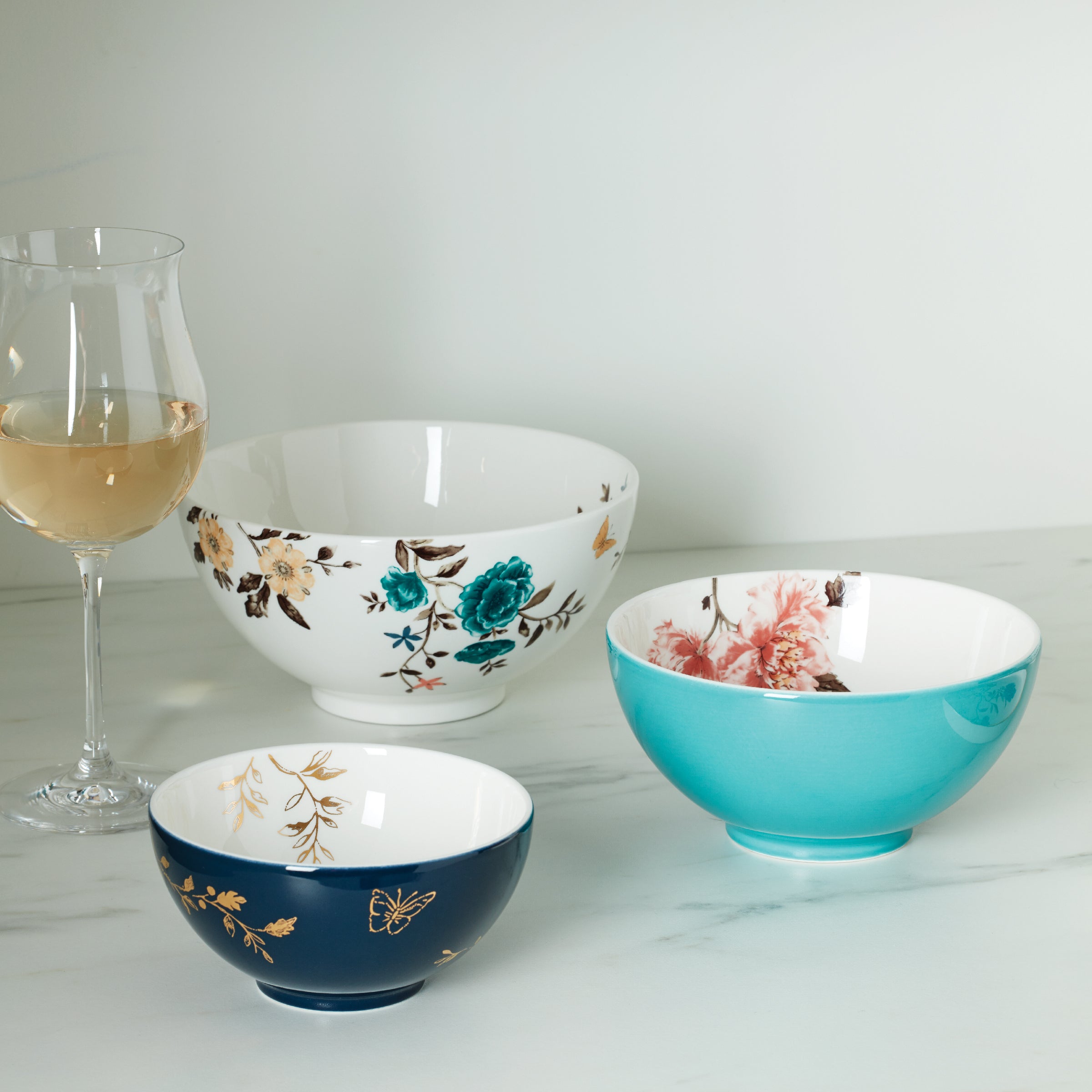 Sprig & Vine Luna Nesting Dinnerware Set