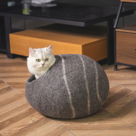 Cat Cave Bed  Handmade Wool Cat Bed Cave with Mous...