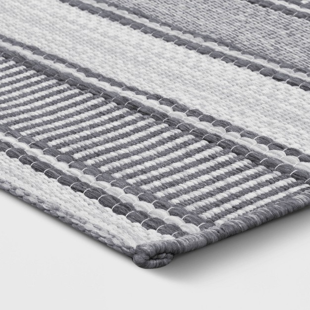 7 x27 x10 x27 Striped Rectangular Woven Outdoor Area Rug Charcoal Gray ivory