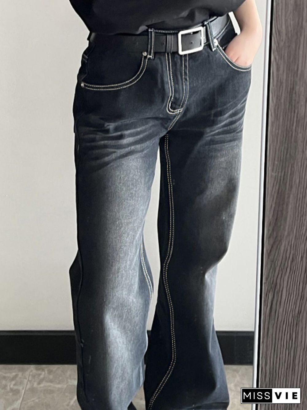 Washed High Waist Dangle Boyfriend Jeans